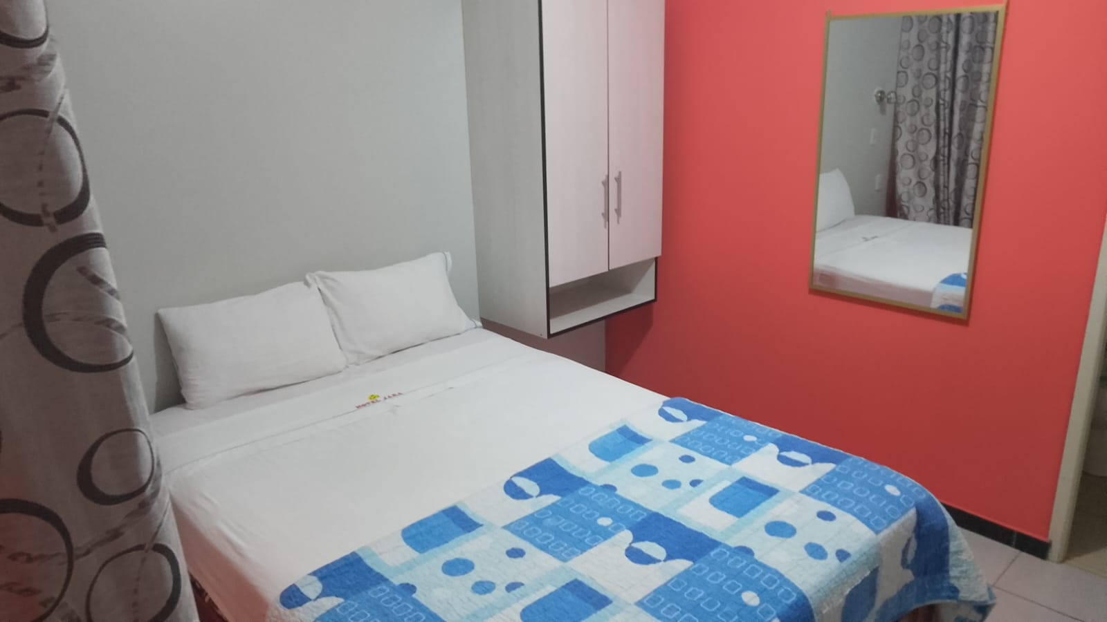 Habitación 605