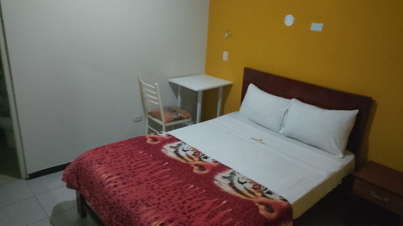 Habitación 606